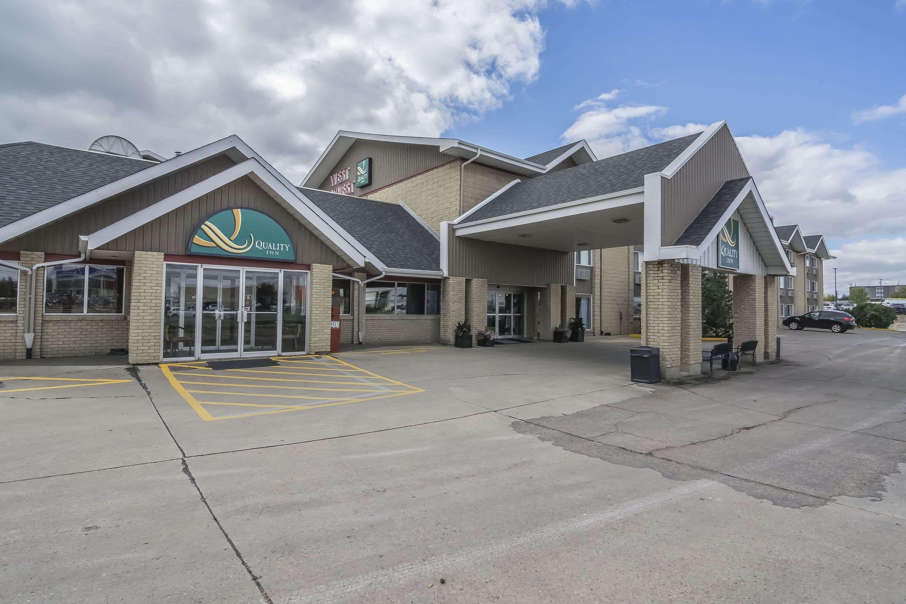 Quality Inn West Edmonton Exterior foto
